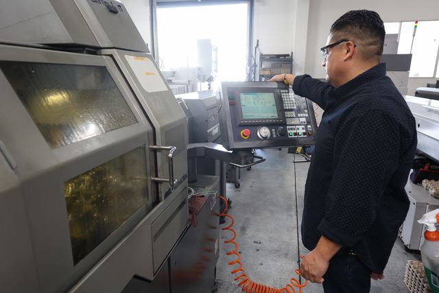 Delta Medical Swiss machining